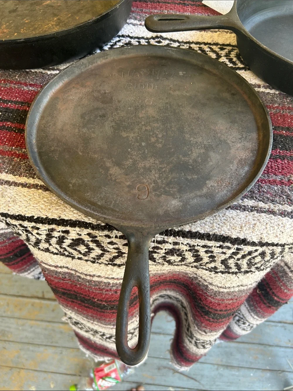 3pc cast iron vintage skillet set